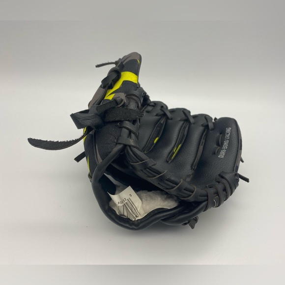 Franklin Black & Yellow T-ball Fielding Glove 8in - Picture 7 of 10